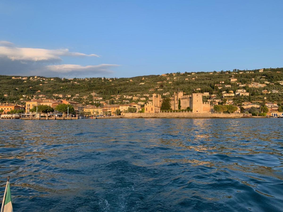 Albergo Gardesana Torri Del Benaco Dış mekan fotoğraf